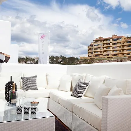 Apartment Golf Hills *